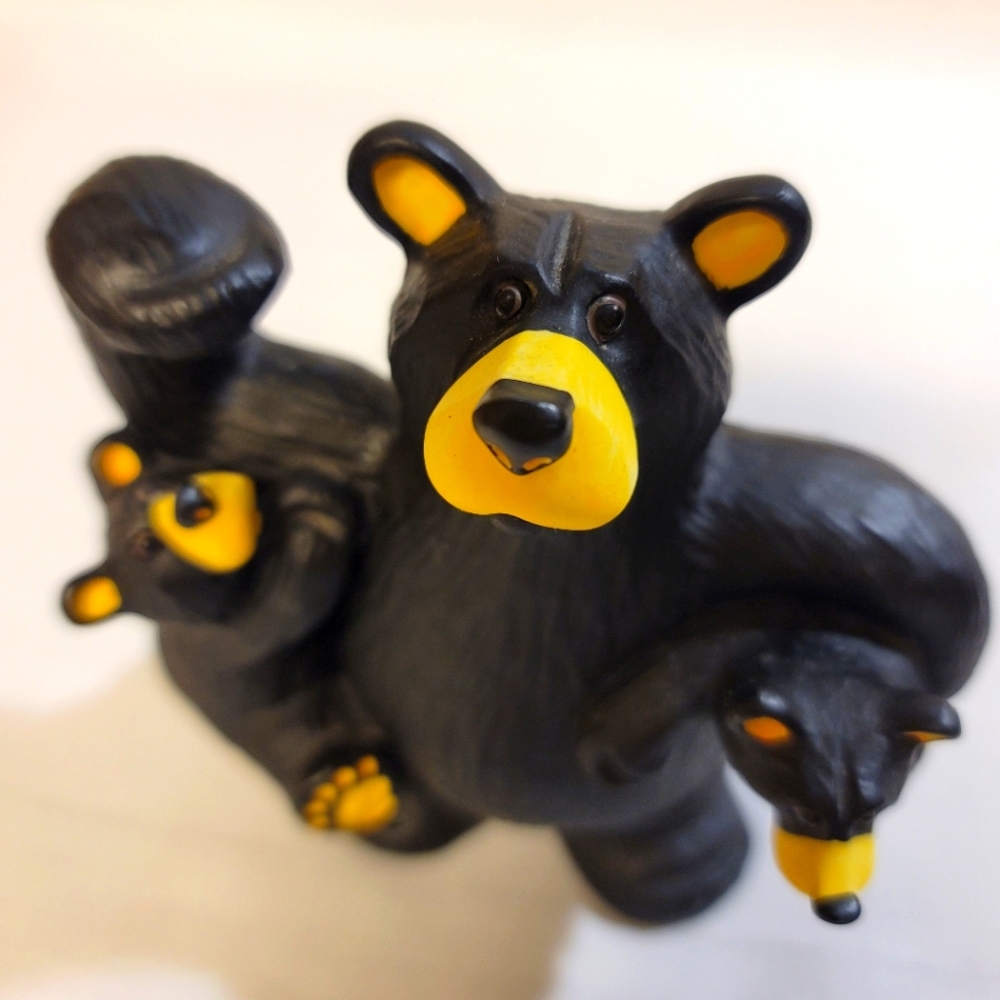 BEARFOOTS Bears.